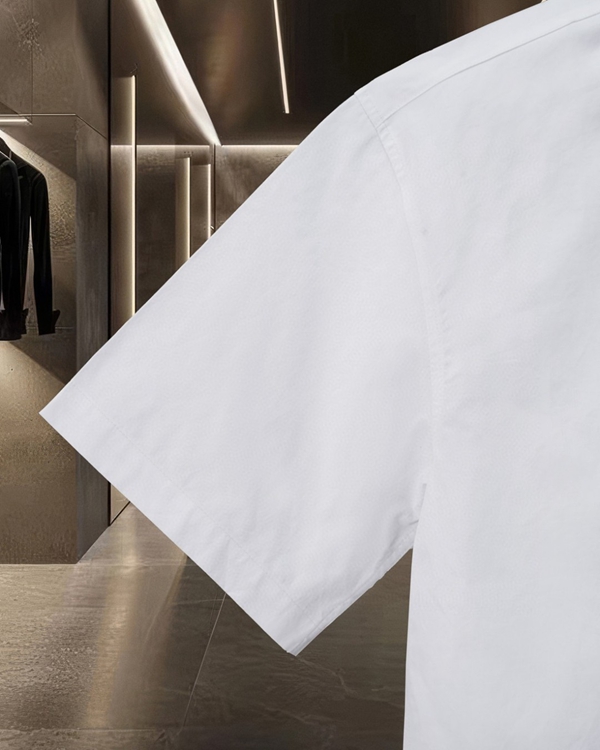 ブランドシャツ着用イメージ